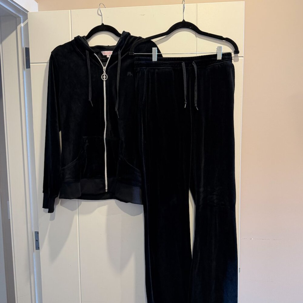 Paris Hilton Sparkle Boss Babe Velour Tracksuit Set in Black - Size L